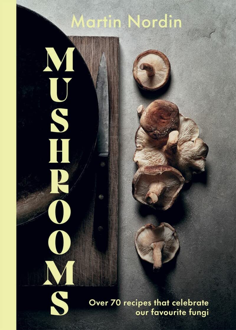 RAINCOAST MUSHROOM BOOK