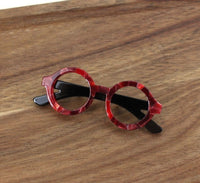 POLYRESIN TINY GLASSES BROOCH