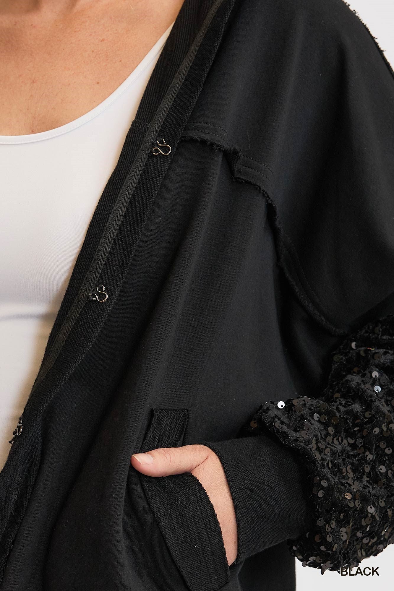 HOODIE WITH SEQUIN