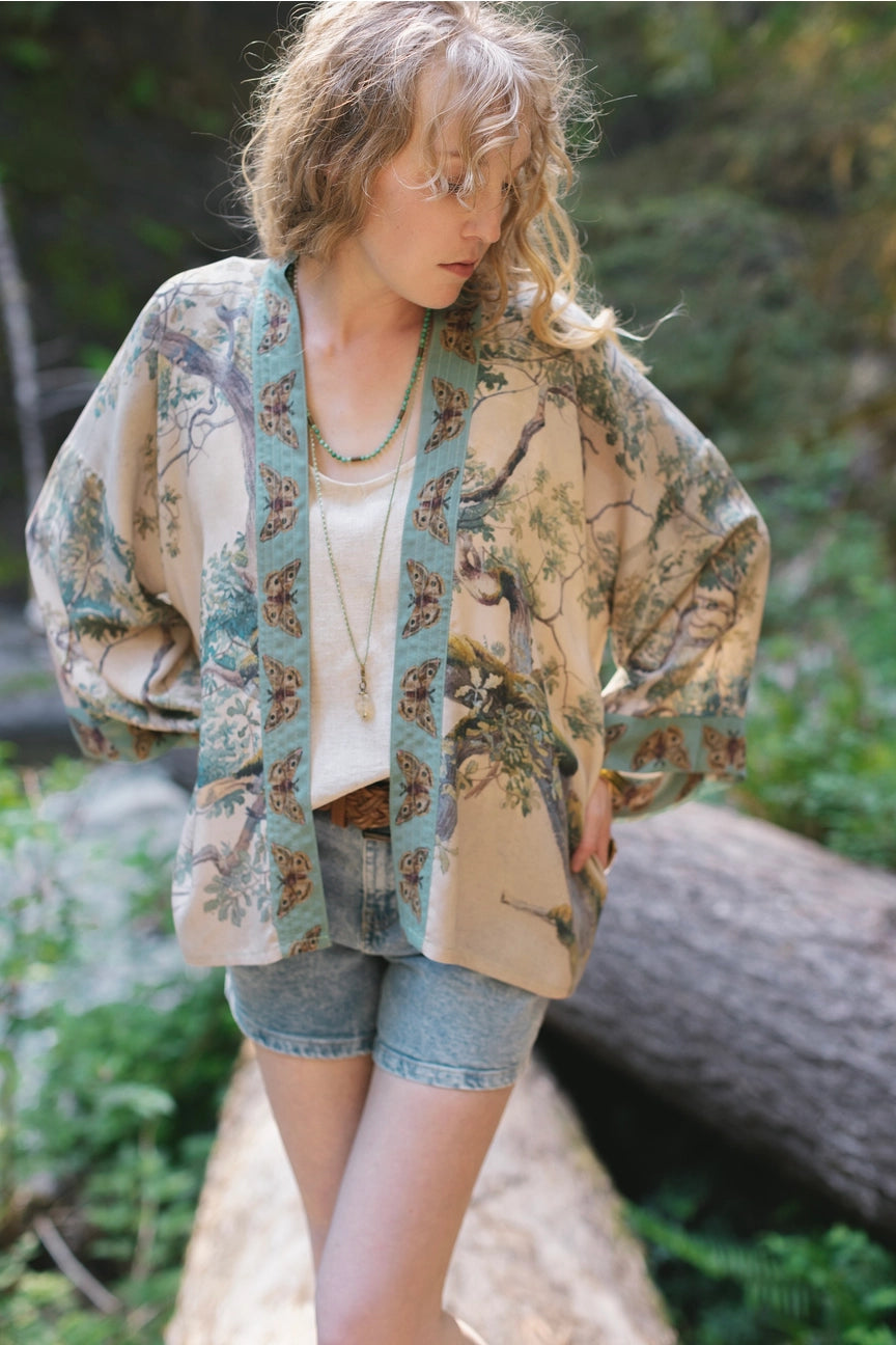 MARKET OF STARS CROPPED KIMONO