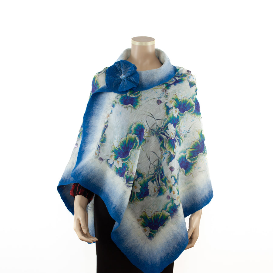 GALINA FELT WRAP WITH BROOCH
