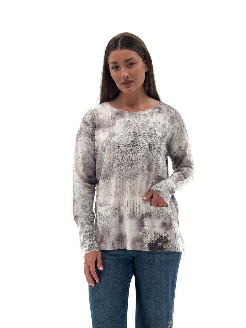 ORLY SWEATER ANIMAL BUTTNS