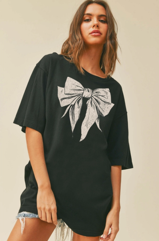 BOW GRAPHIC TSHIRT OVERSIZE