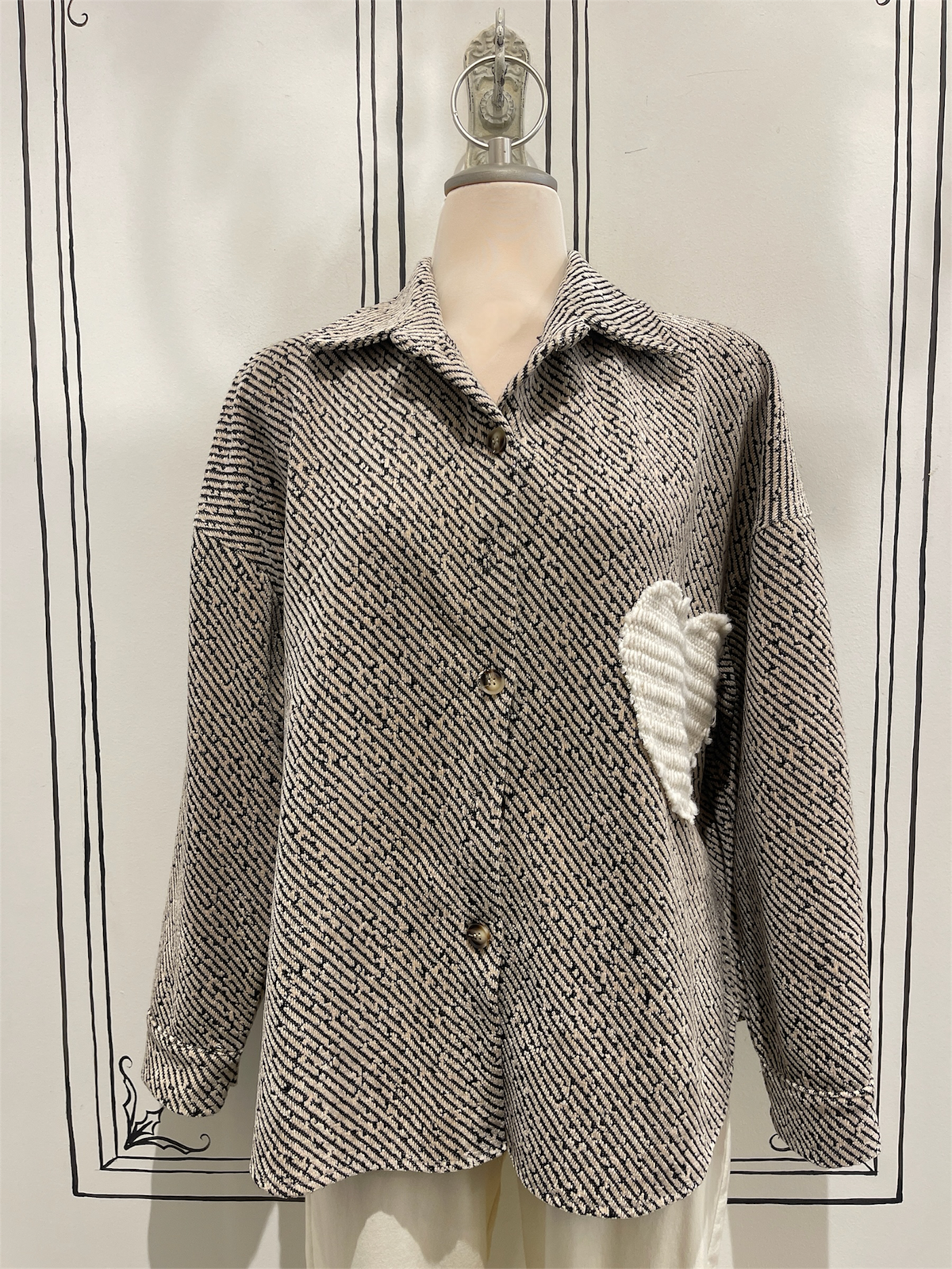 BUTTON UP TEXTURED BLOUSE WITH HEART