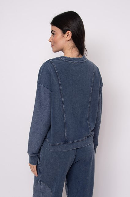 RD PULLOVER DENIM LOOK