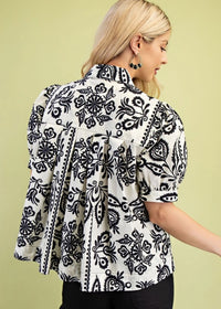 PRINTED SHORT PUFF SLEEVE TOP