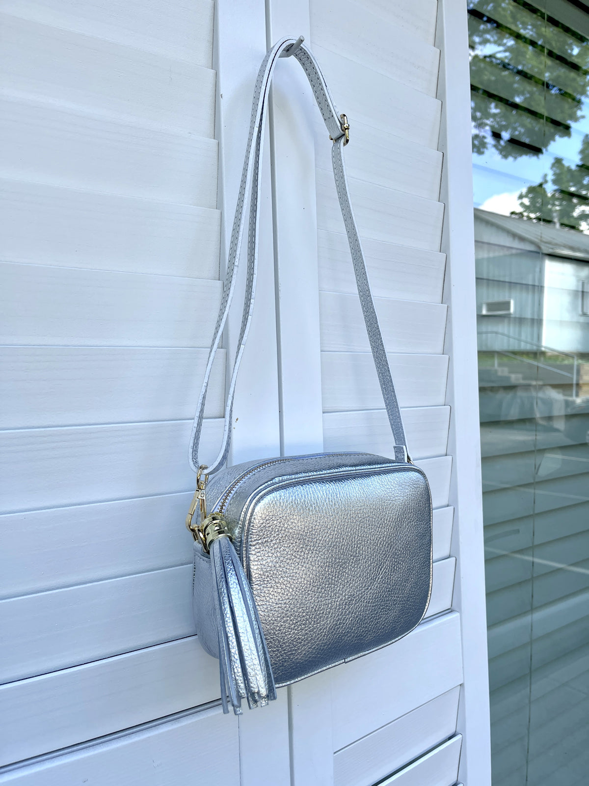 ITALIAN LEATHER RECTANGLE WITH TASSEL BAG