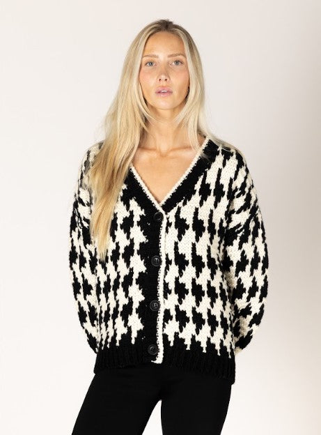 LYLA SWEATER HOUNDSTOOTH KNIT CARDIGAN