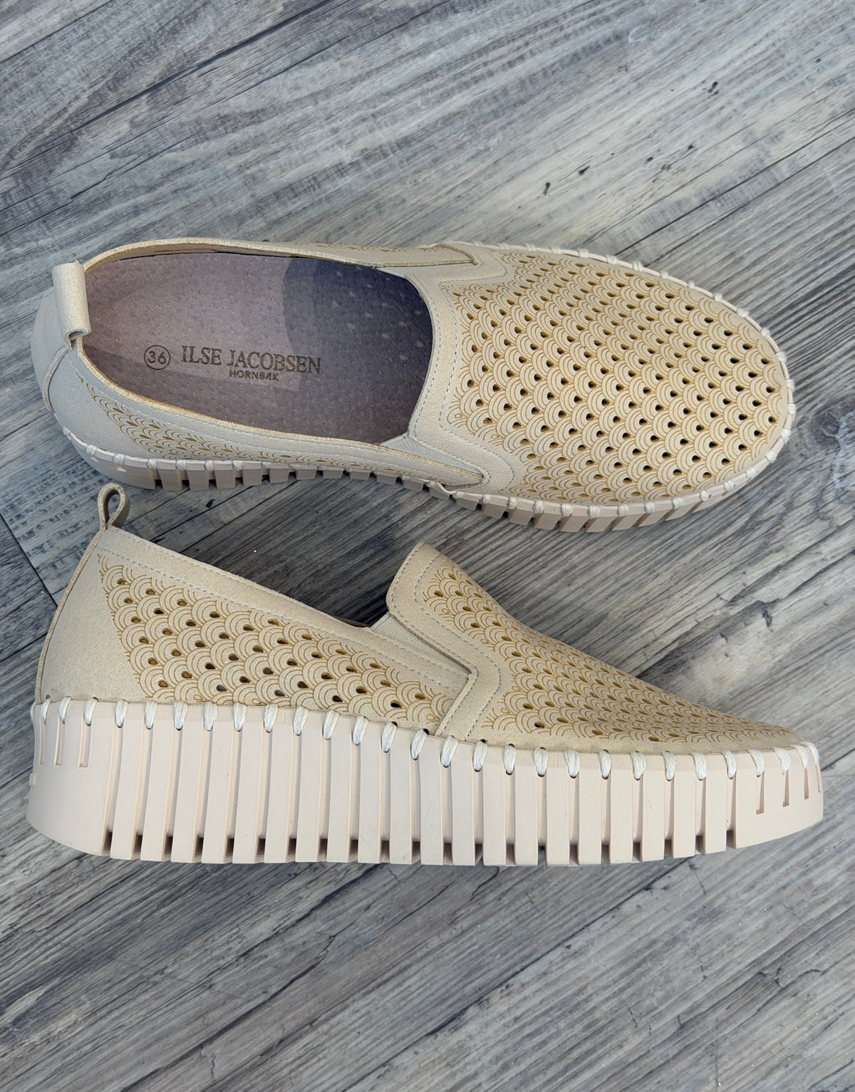 ILSE JACOBSEN TULIP SLIP ON WEDGE