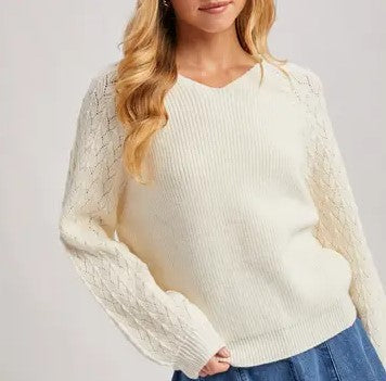 SWEATER KNIT V NECK