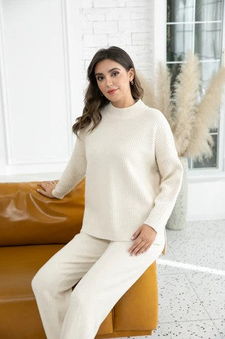 ORANGE SWEATER MOCK NECK RIBBED