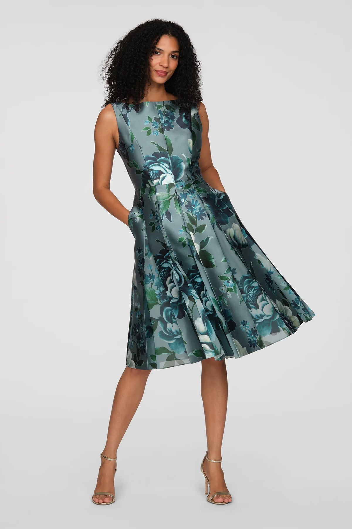 KAY DRESS BATEAU NECK PLEATED ALINE