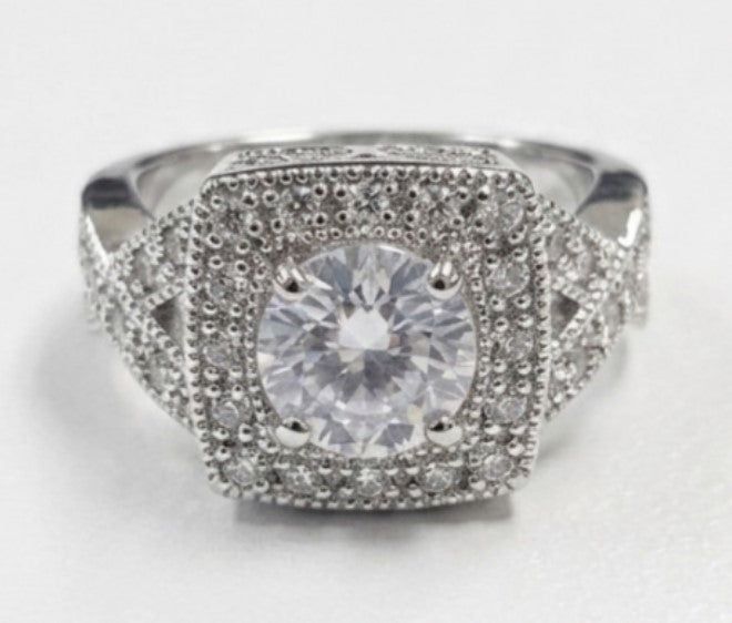 EVERSHINE RING LARGE SQUARE ROUND STONE