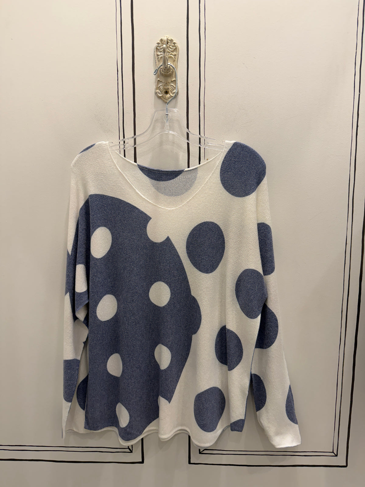ONE SIZE SWEATER LONG SLEEVE U NECK