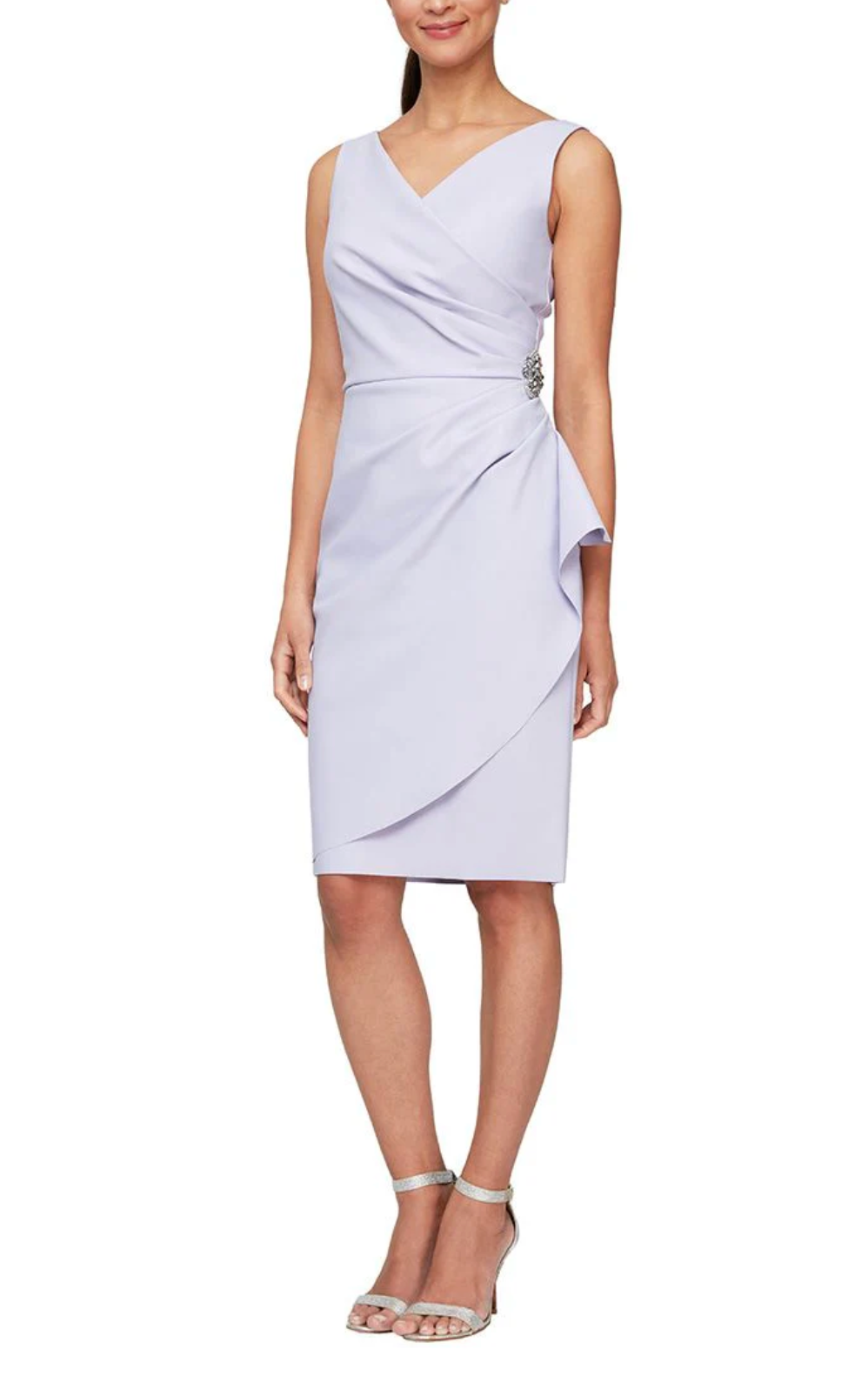 SHORT DRESS W/BROOCH