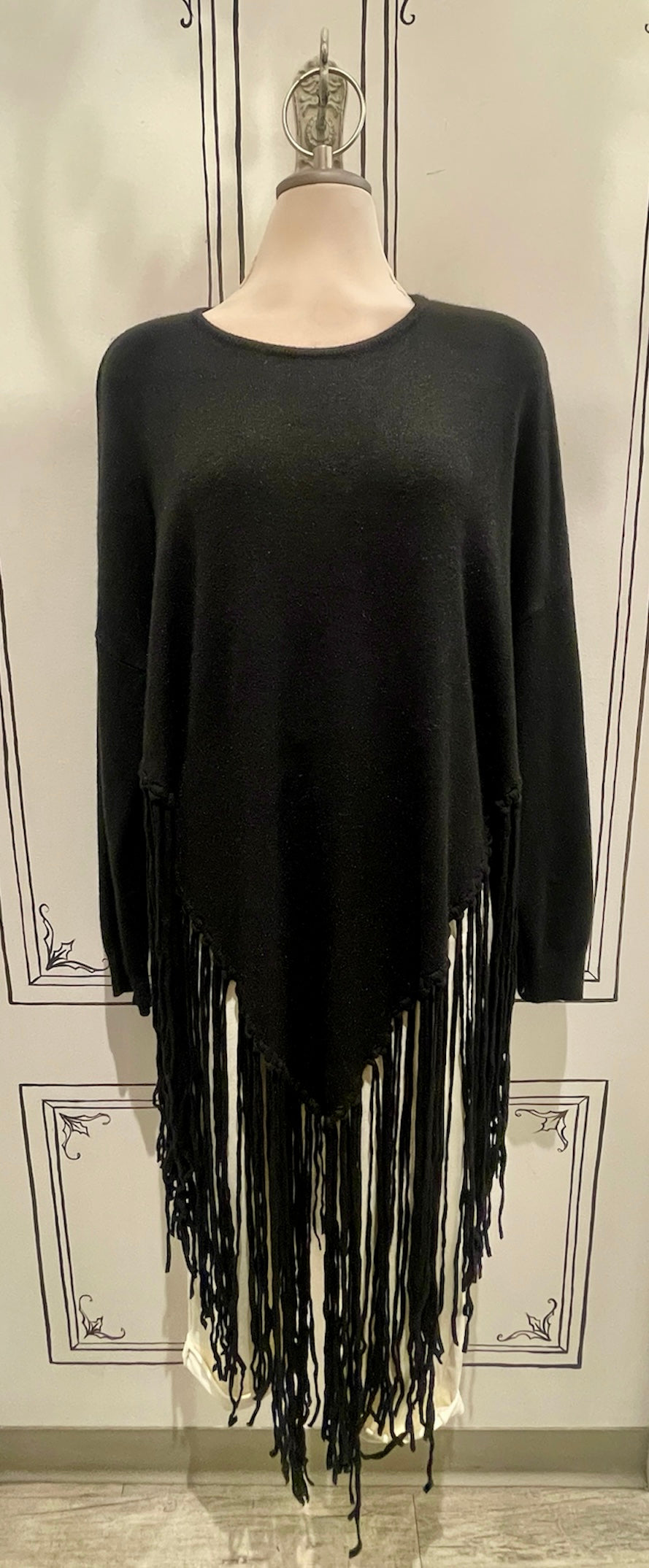 PONCHO WITH FRINGE TUNIC FIT