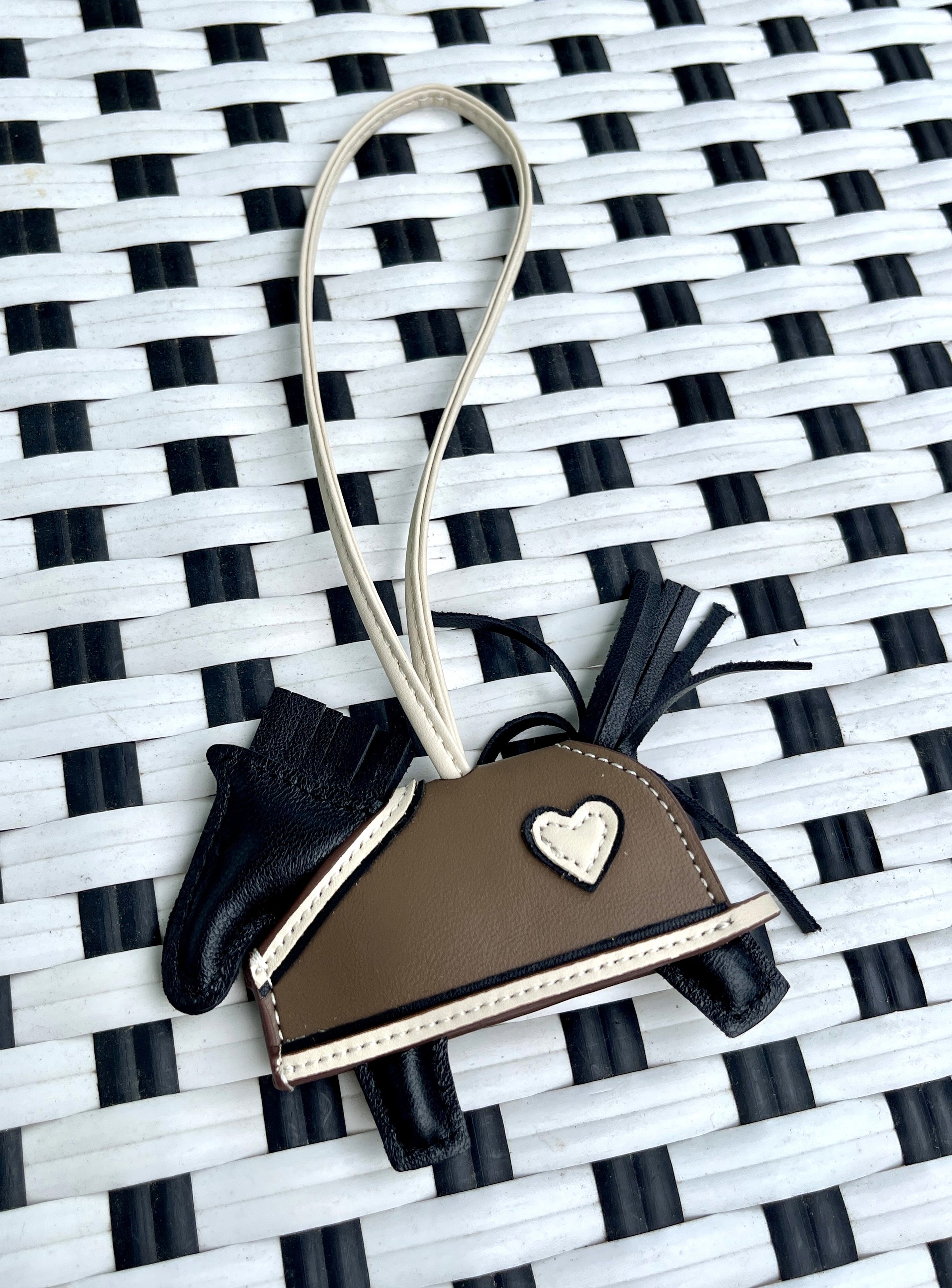 ITALIAN LEATHER HORSE CHARM