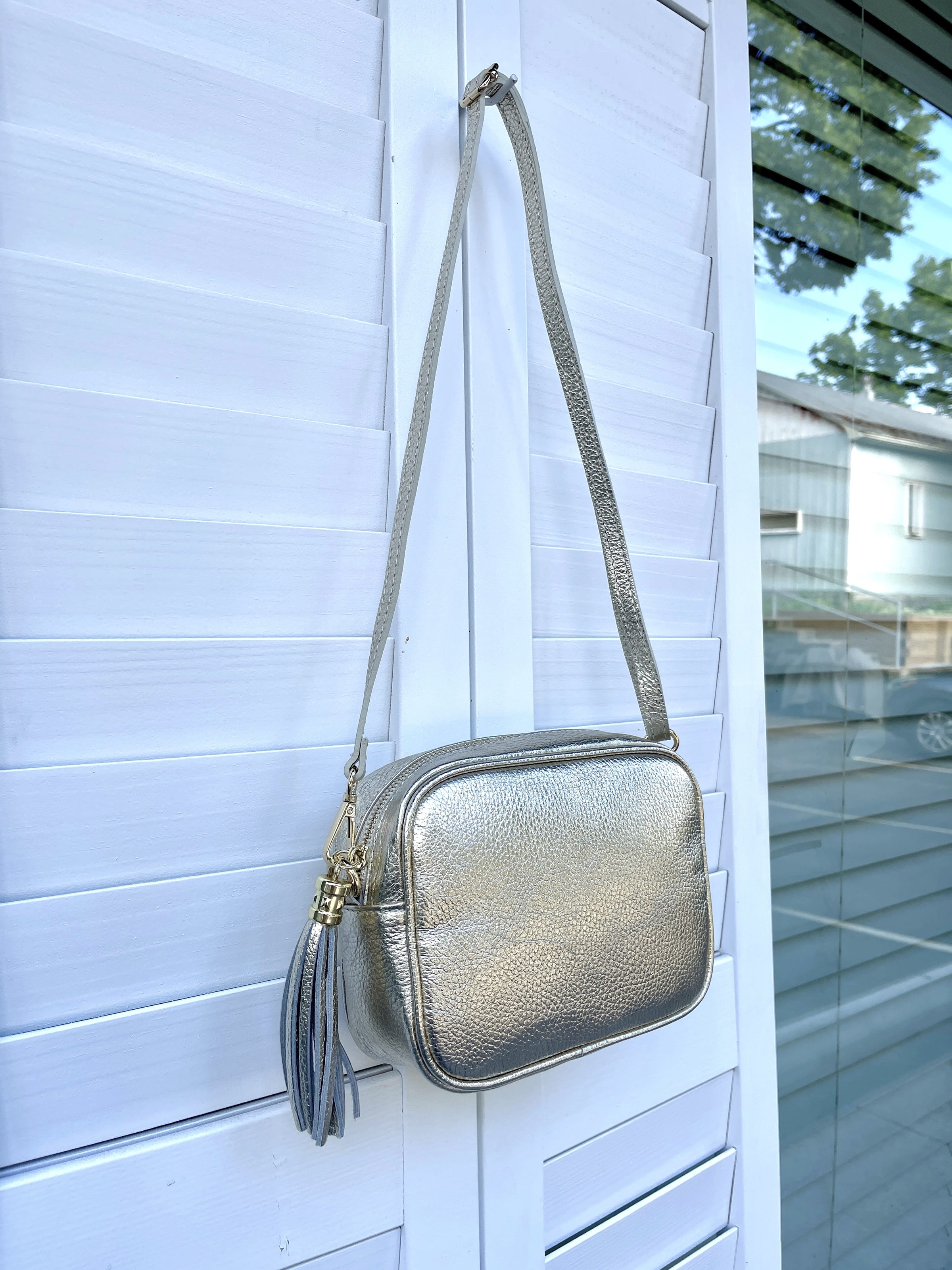 ITALIAN LEATHER RECTANGLE WITH TASSEL BAG