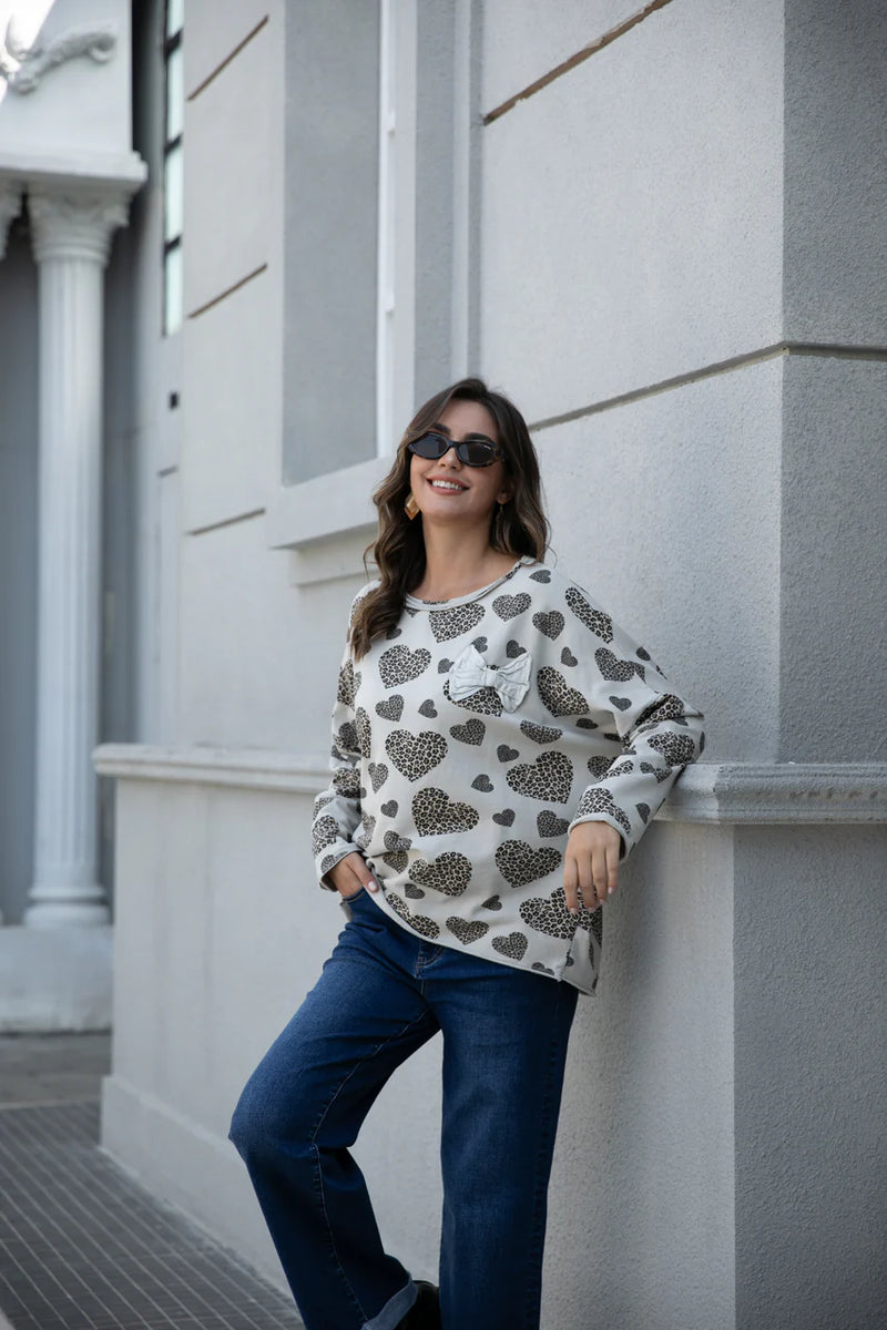 ORANGE ANIMAL HEART PULLOVER BOW