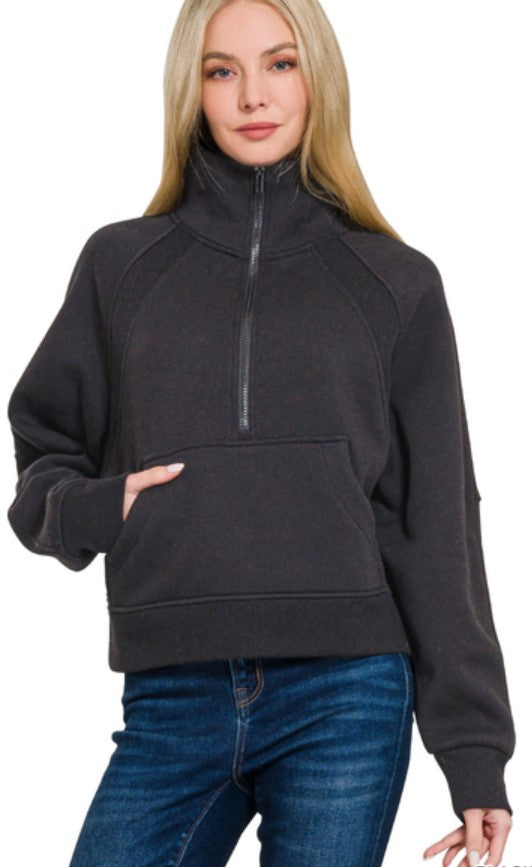 FLEECE HALF ZIP KANGROO POCKET SWEATER