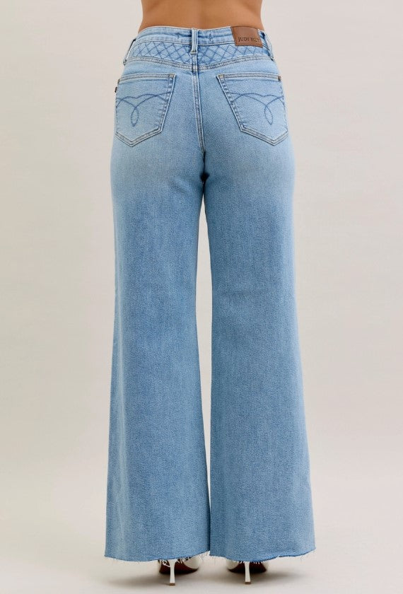 JUDY BLUE HIGH WAISTED RETRO WIDE JEANS