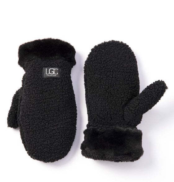 FLEECE MITTENS WITH FAUX FUR TRIM