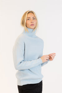 LYLA MOCKNECK PULLOVER