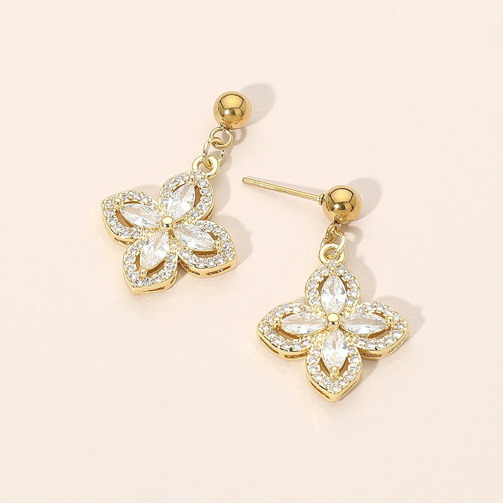 WON EARRING CZ CRYST FLWR