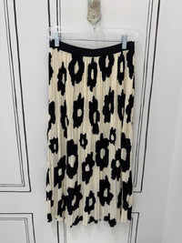 ROL FASHION PLEAT FLORAL SKIRT