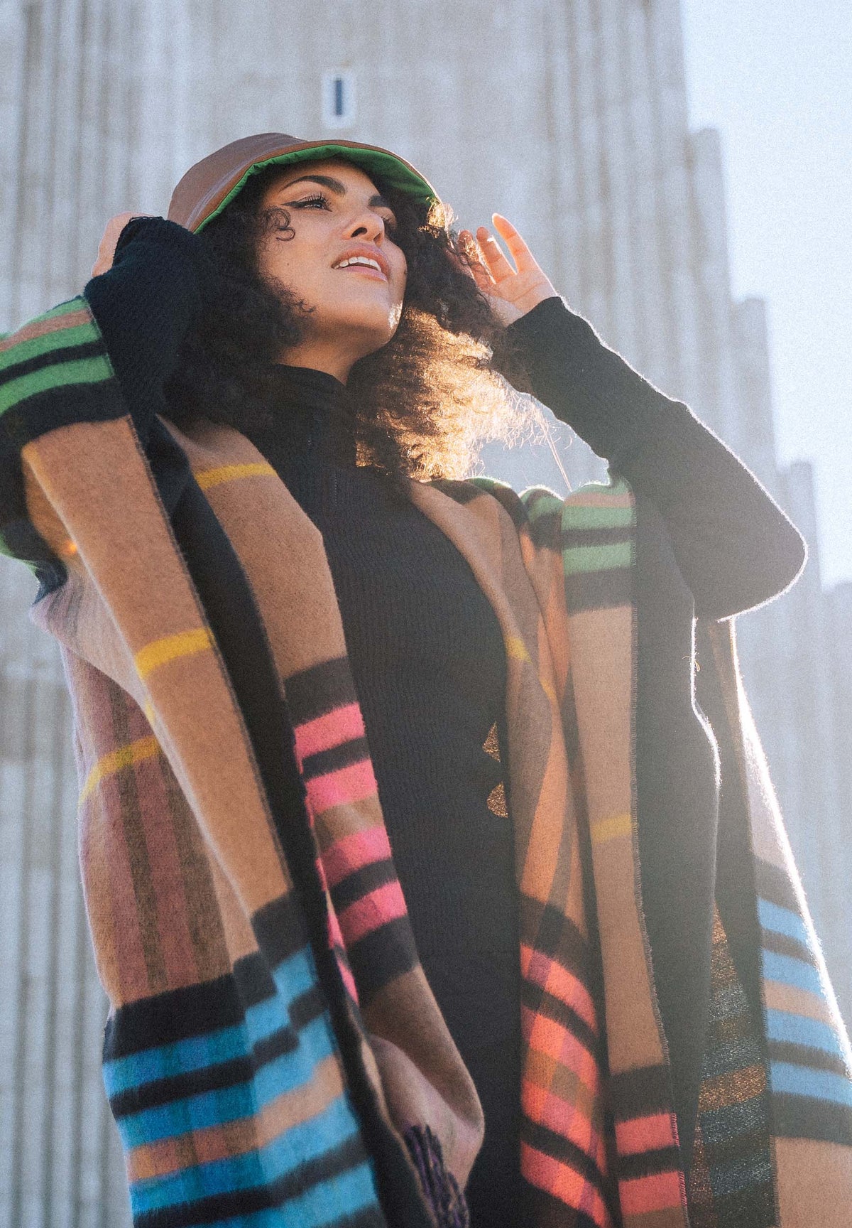 FRAAS PONCHO PLAID MULTI