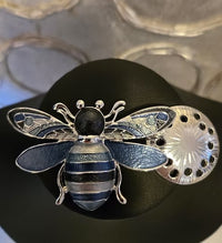 KBELL PIN MAGNETIC BEE