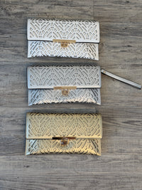 ENVELOPE LASER CUT CLUTCH