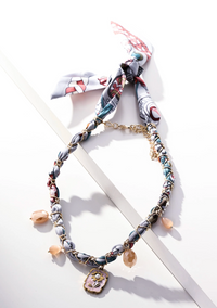 MERX NECLACE SCARF WITH CHARMS