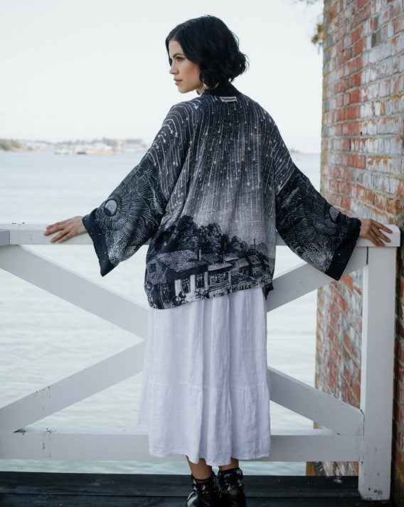 MARKET OF STARS CROPPED KIMONO