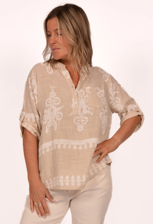 CATHERINE MEDALLION PRINT TOP