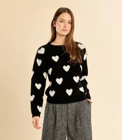 MOLLY SWEATER KNIT HEART