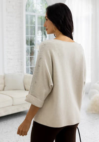 ORANGE SWEATER DIAMOND SLEEVE