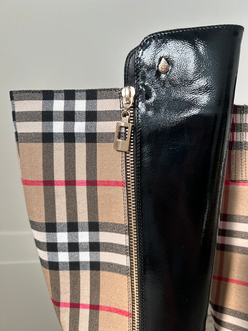 AQUA FLEX BOOT HIGH ZIP PLAID