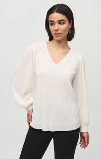 JOSEPH RIBKOFF TOP PLEATED KNIT VNECK