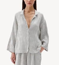 STRIPED CRINKLE BLOUSE