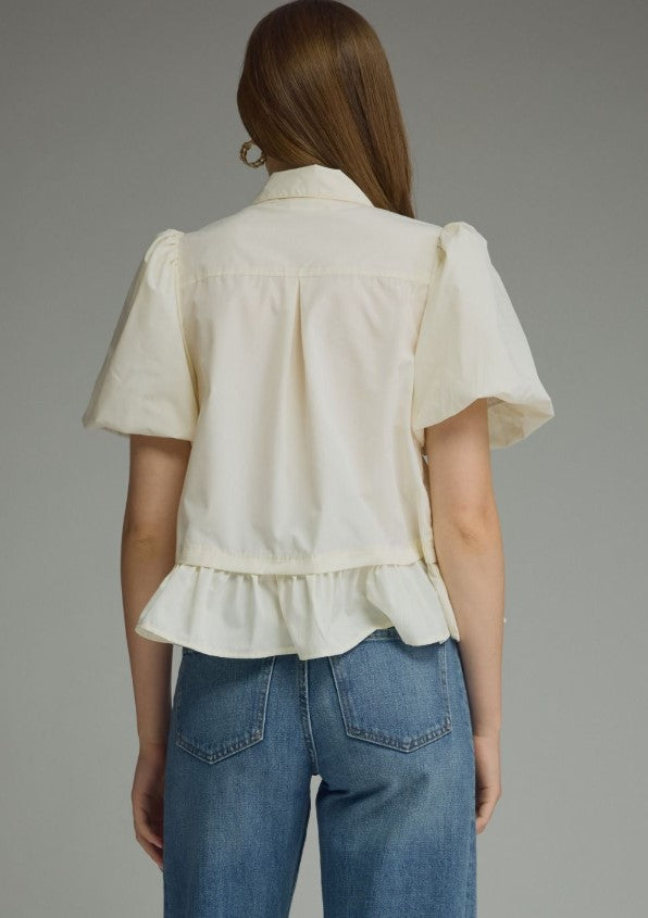 SHORT PUFF SLEEVE RUFFLE TOP