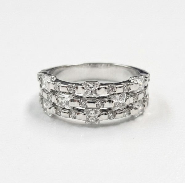 EVERSHINE RING BASKET WEAVE SQUARE STONE