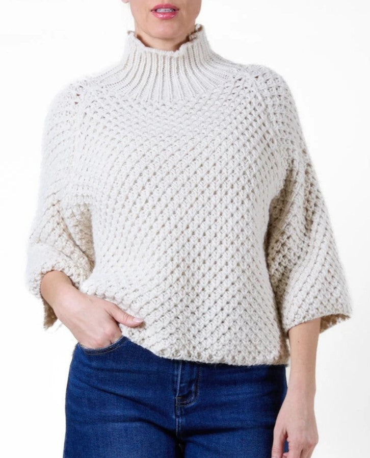 AM PULLOVER LG CROCHET