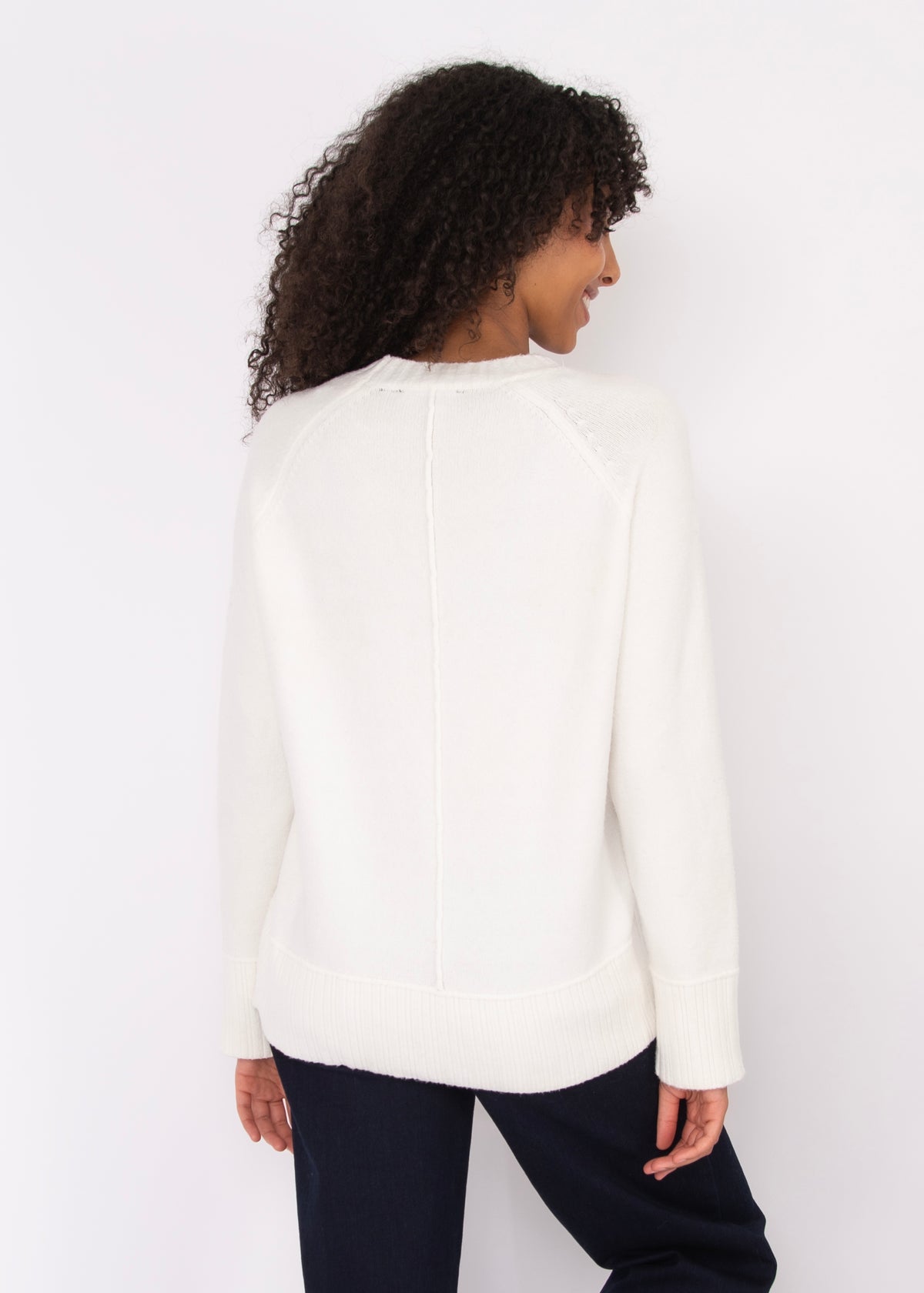 LONG SLEEVE PULLOVER CREW NECK SWEATER