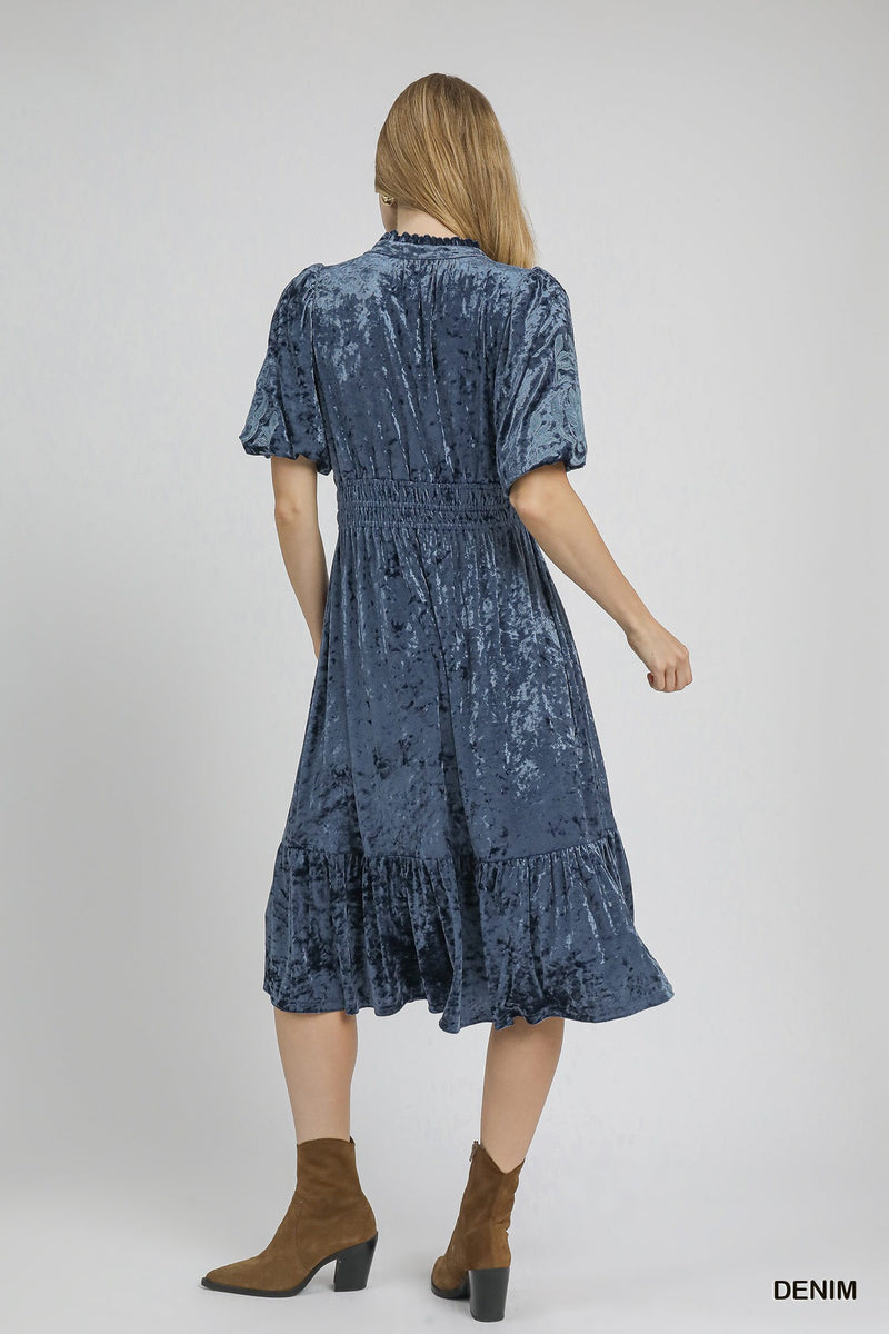 UM DRESS VELVET EMB