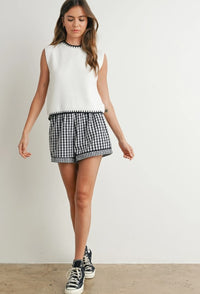 SOFT RIBBED SWEATER VEST