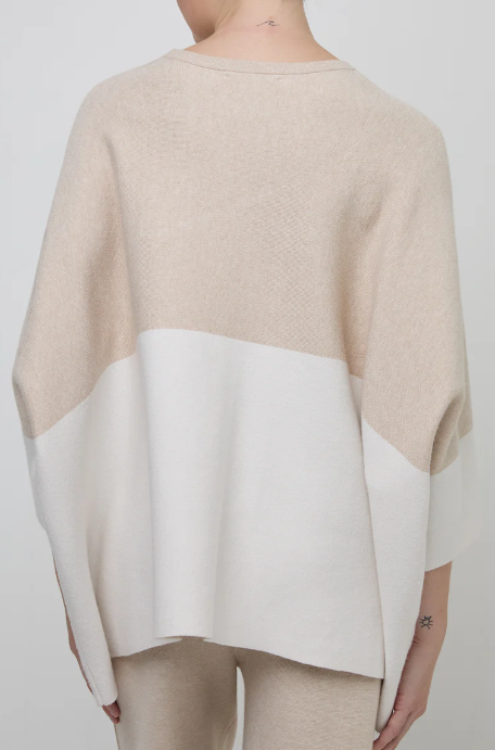 UCHUU LOOSE PONCHO STYLE KNIT SWEATER