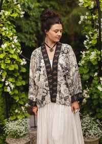 MARKET OF STARS CROPPED KIMONO