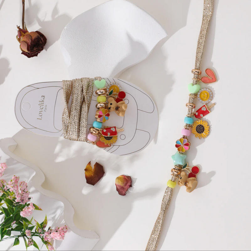 CGC SHOELACE PARIS SET W/ CHARMS