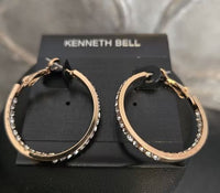 KBELL EARR HOOP CRYSTALS IN OUT